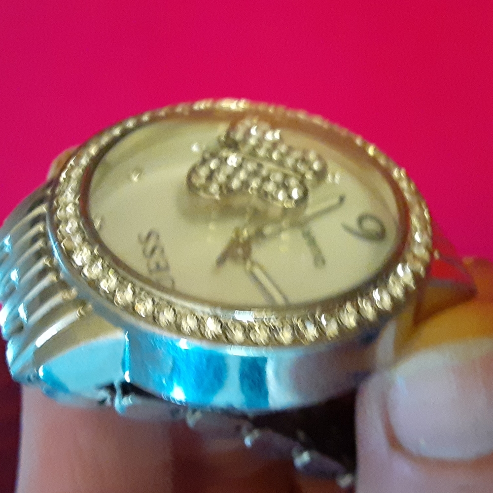 Watch - Picture 4 of 4
